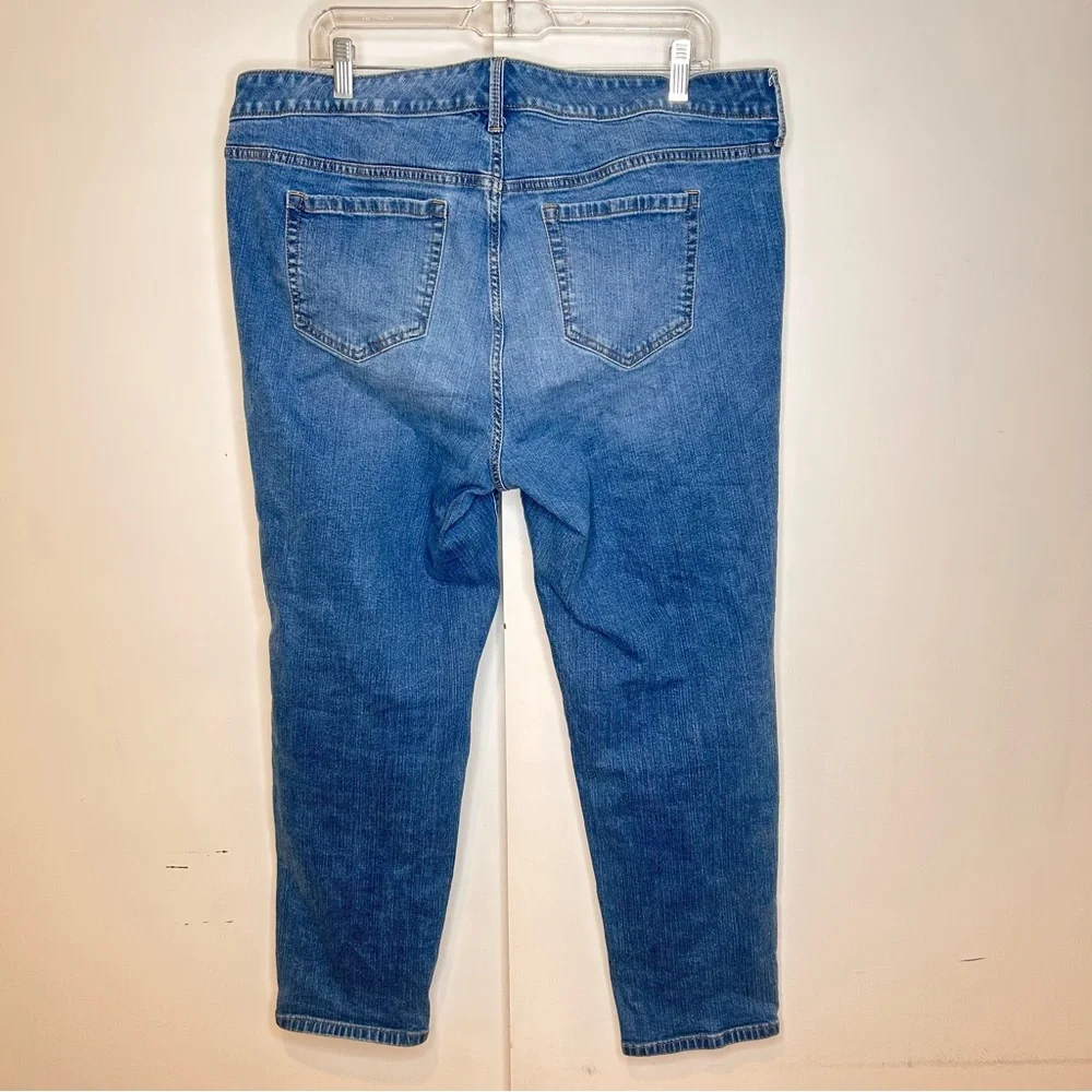 Torrid Perfect Boyfriend Ankle Vintage Stretch Jeans - Picture 2 of 9